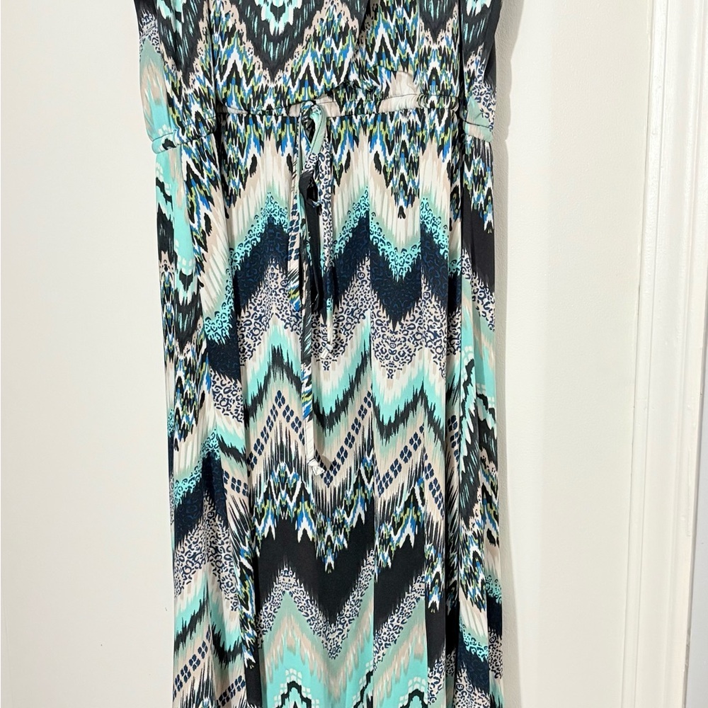 Patterned Sleeveless Long dress - Black and Blue - Picture 8 of 8